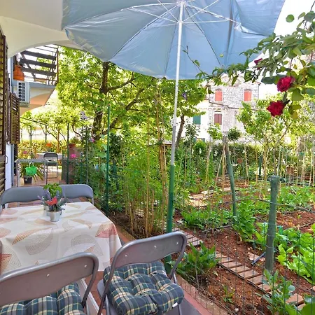 Apartment Für 4 Personen Ca 50 Qm In Poreč, Istrien Istrische Riviera *