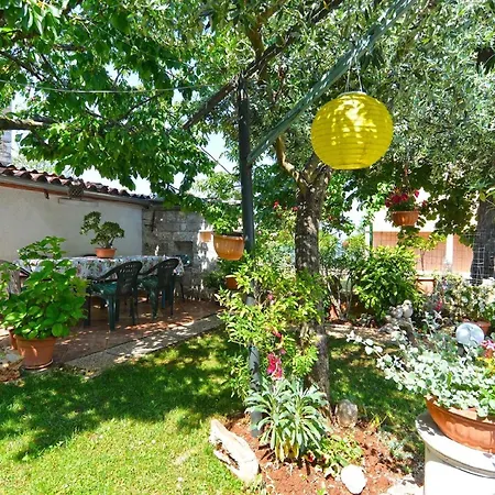 Für 4 Personen Ca 50 Qm In Poreč, Istrien Istrische Riviera Apartment *